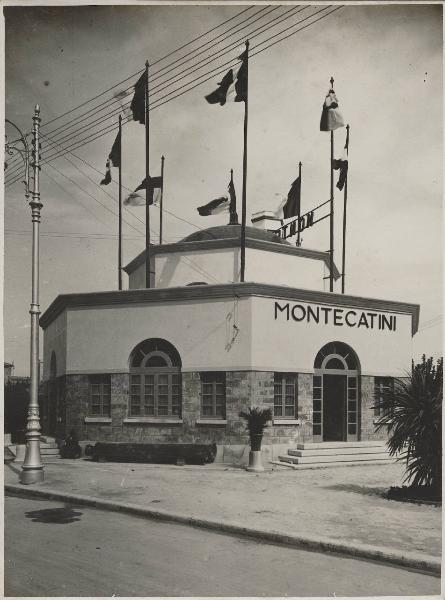 Bari - Fiera del Levante del 1936 - Esterno del Padiglione Montecatini