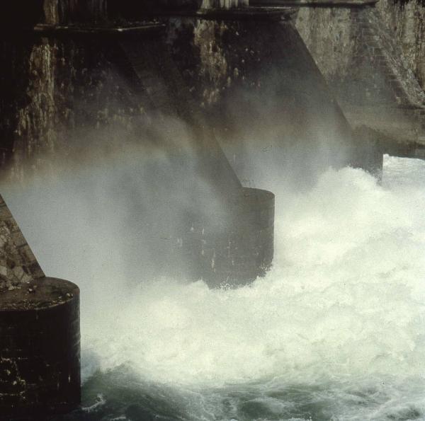 Calusco d'Adda - Centrale idroelettrica Semenza - Diga di Robbiate o diga nuova - Particolare