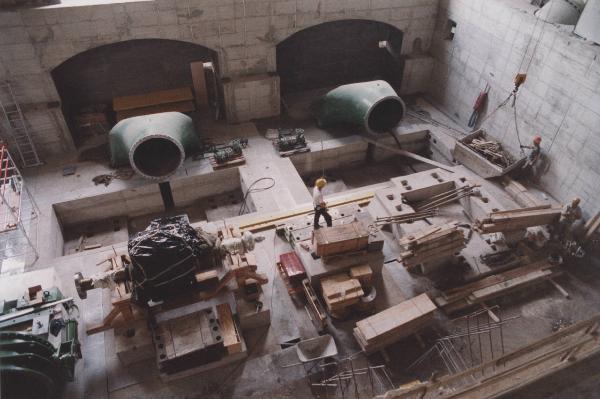 Cornate d'Adda - Centrale idroelettrica Bertini - Lavori di ammodernamento - Sostituzione turbine - Posizionamento di due coni di scarico