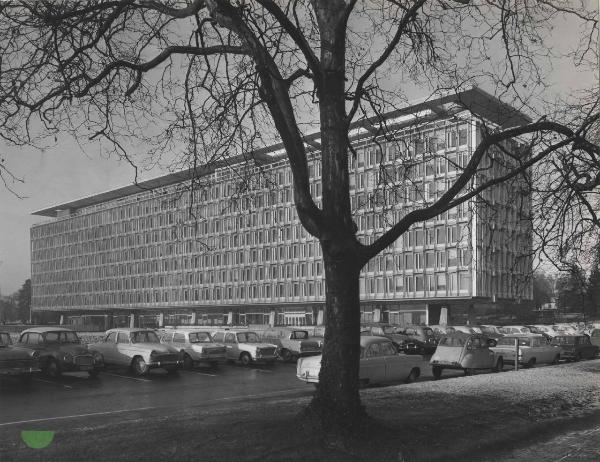 Ginevra - Pregny-Chambés - Organizzazione Mondiale della Sanità - Palazzo - Sede di Ginevra - Automobili