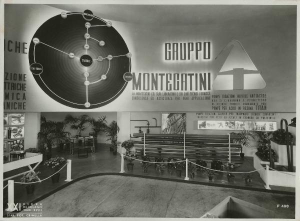 Milano - Fiera campionaria del 1940 - Padiglione materie plastiche - [Sala Gruppo Montecatini?]