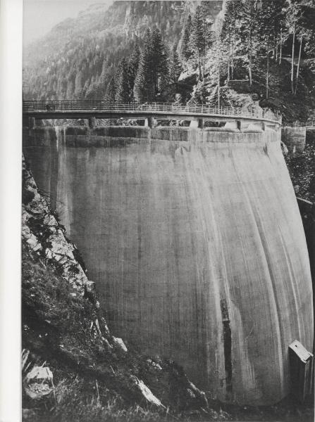 Campodolcino - Impianto idroelettrico di Mese - Diga di Isolato