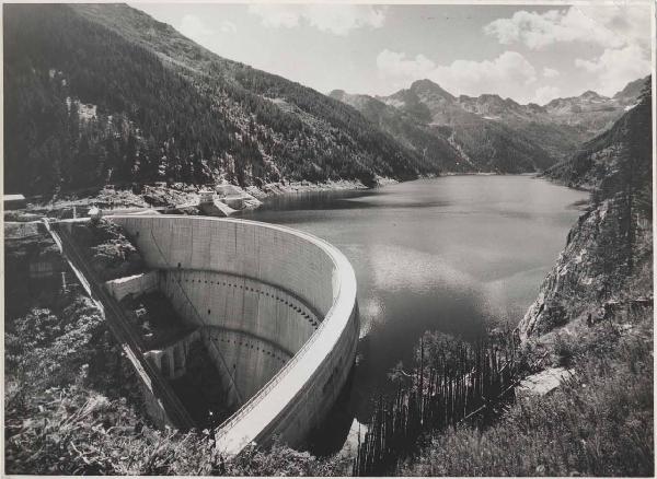 Teglio - Acciaierie e Ferriere Lombarde Falck - Impianto idroelettrico di Ganda - Diga di Frera