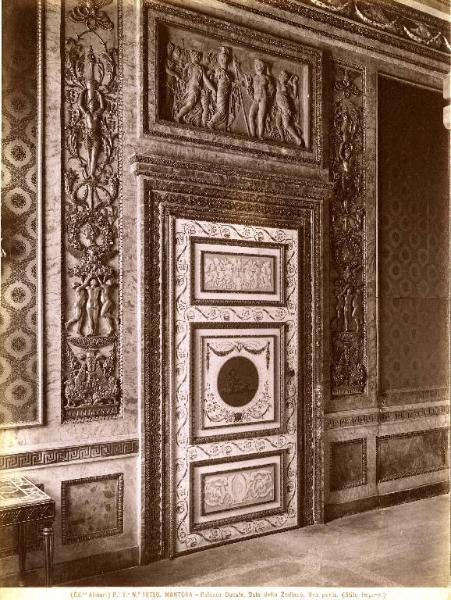 Ebanisteria - Porta - Sala dello Zodiaco - Mantova - Palazzo Ducale