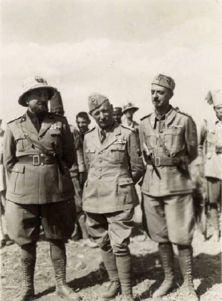Giuseppe Bottai - Campagna di Etiopia - Incontro con militari
