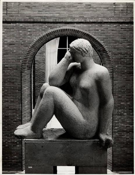 V Triennale - Palazzo dell'Arte - Impluvium - Statua della fontana di Mario Sironi e Leone Lodi