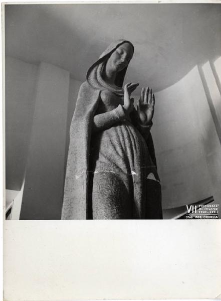 VII Triennale - Sezione dell'Ungheria - Statua della Vergine Maria di Adalberto Ohman