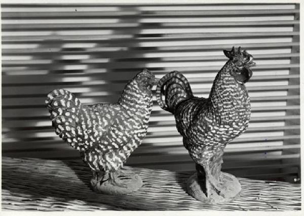VII Triennale - Mostra della ceramica - Gallo e gallina in ceramica