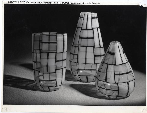 XI Triennale - Mostra delle Produzioni d'arte - Sezione del vetro - Vasi in vetro colorato - Ercole Barovier