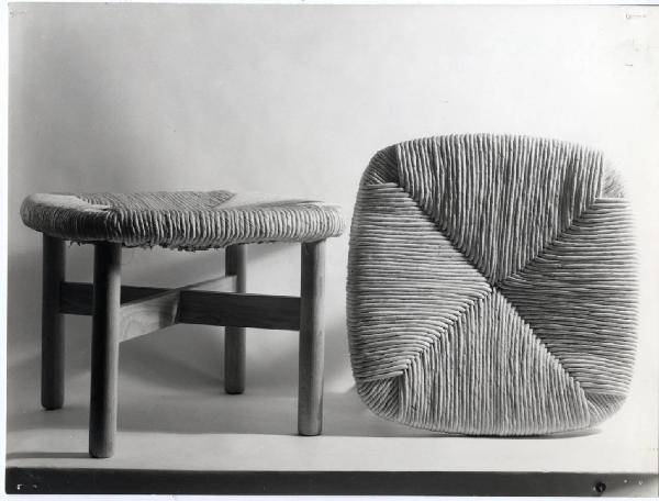 XI Triennale - Mostra delle Produzioni d'arte - Sezione della Paglia - Sgabelli impagliati - Lorenzo Forges-Davanzati