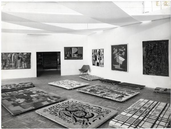 XI Triennale - Mostra delle Produzioni d'arte - Sezione dei tessuti - Edoardo Sianesi