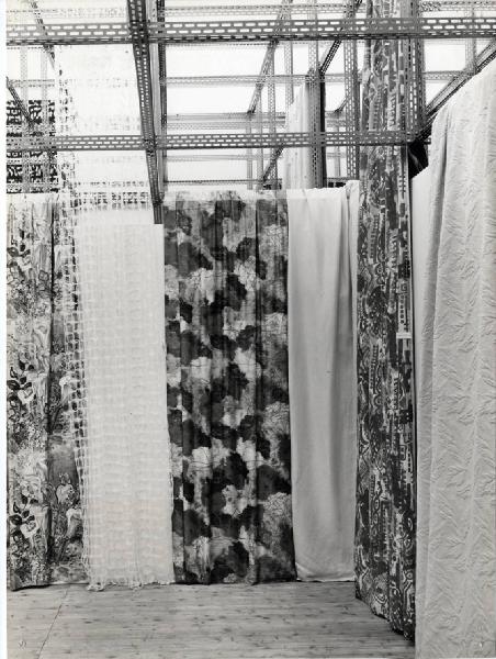 XI Triennale - Padiglione dei tessuti - Mostra delle Produzioni d'arte - Sezione dei tessuti - Personale di Fede Cheti