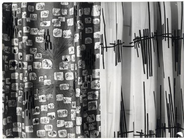 XI Triennale - Padiglione dei tessuti - Mostra delle Produzioni d'arte - Sezione dei tessuti - Tessuti stampati