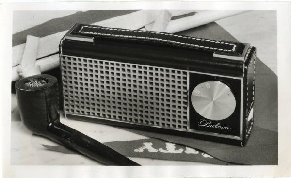 XI Triennale - Parco Sempione - Stati Uniti d'America - Radio tascabile a transistor