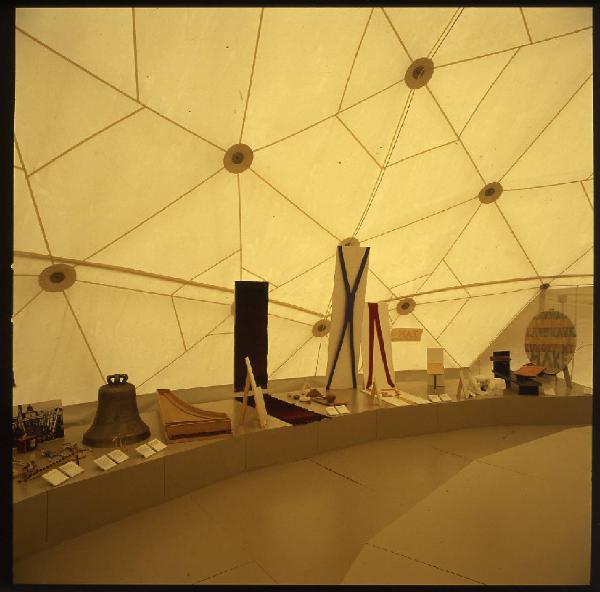 XVI Triennale - Terzo ciclo - Dov'è l'artigiano - Interno della cupola "System Abstracta"