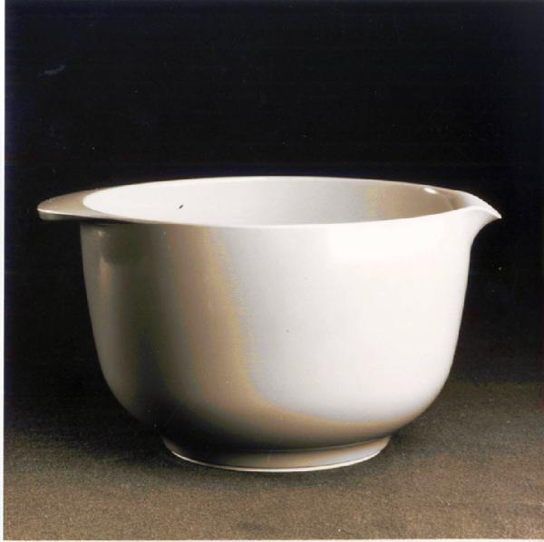 XVIII Triennale - Partecipazioni internazionali - Danimarca. Design danese: ricchezza e semplicità - Sigvard Bernadotte e Acton Bjørn, "Margrethe bowl"