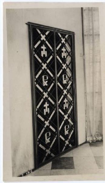 IV Triennale - Mostra di arte sacra - Cancello in ferro disegno di Enrico Ratti