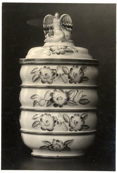 IV Triennale - Galleria della ceramica - Sala delle Manifature ceramiche Richard Ginori - Vaso