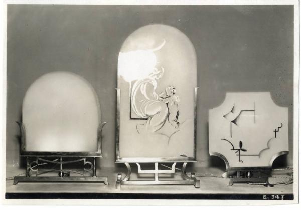 IV Triennale - Galleria dell'illuminazione - Lampade da tavolo della S.A. Vedar