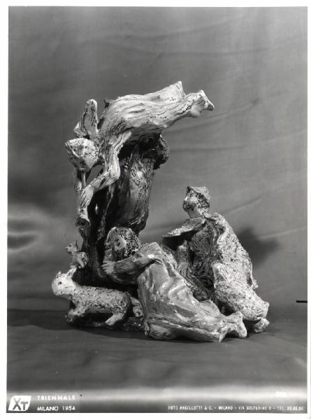 X Triennale - Salone d'onore. I trent'anni della Triennale 1924-54 - Ceramica Gruppo di pastori di Salvatore Fancello