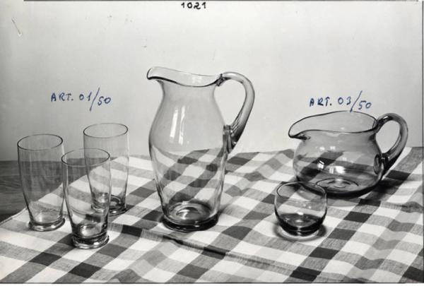 IX Triennale - Padiglione del Vetro - Brocche e bicchieri in vetro