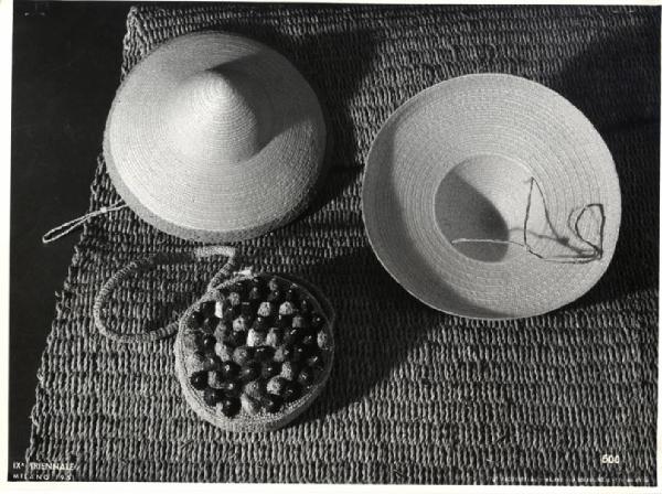 IX Triennale - Paglia, giunco, vimini - Cappelli di paglia, stuoia e borsa