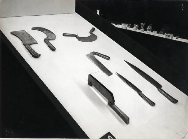 XII Triennale - Mostra internazionale del vetro e dell'acciaio - Esposizione di coltelli