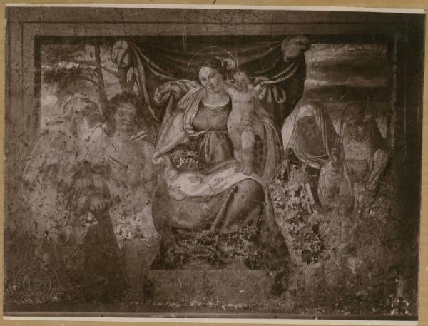 Pittore lombardo prima metà sec. XVI - Madonna con Bambino tra Santi - Affresco - Trescore - Casa Suardi