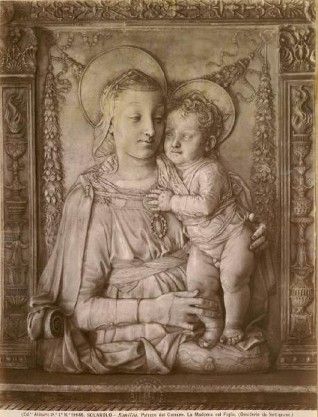 Verrocchio, Andrea - Madonna con Bambino - Scultura in marmo - Solarolo - Palazzo Comunale