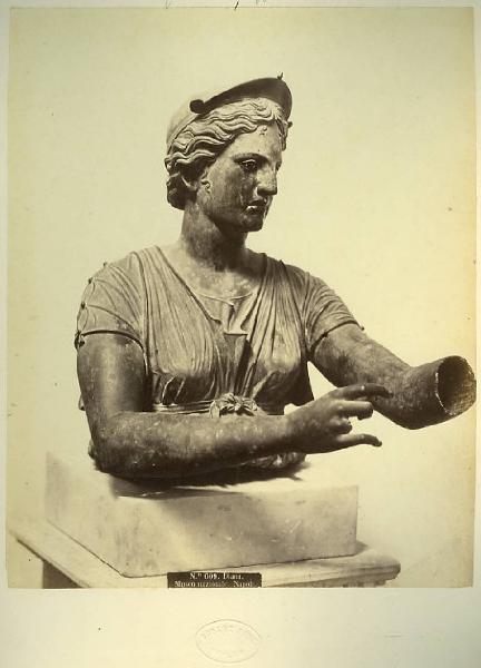 Scultore romano I sec. a.C. - Diana - Scultura in bronzo - Busto - Napoli - Museo Archeologico Nazionale