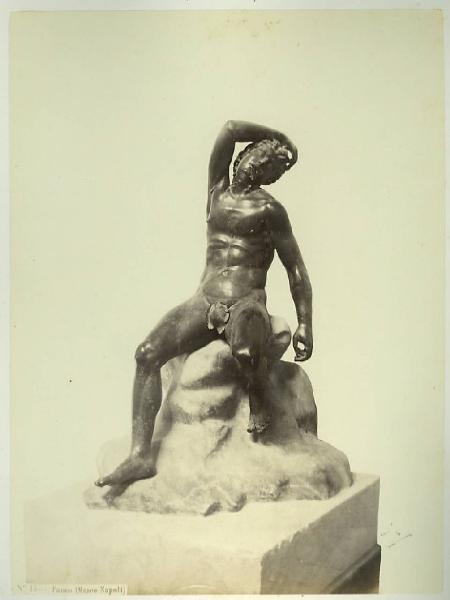 Satiro dormiente - Scultura in bronzo - Napoli - Museo Archeologico Nazionale