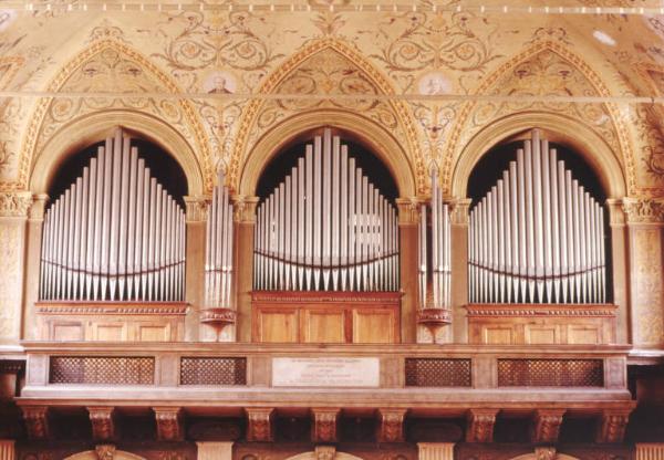Istituto dei Ciechi di Milano - Sala dei concerti Barozzi - Interno - Organo da concerti - Particolare delle canne dell'organo - Affreschi della sala Barozzi