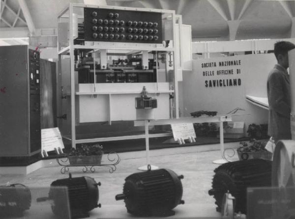 Salone della tecnica di Torino 1952 - Stand della Società nazionale delle officine di Savigliano