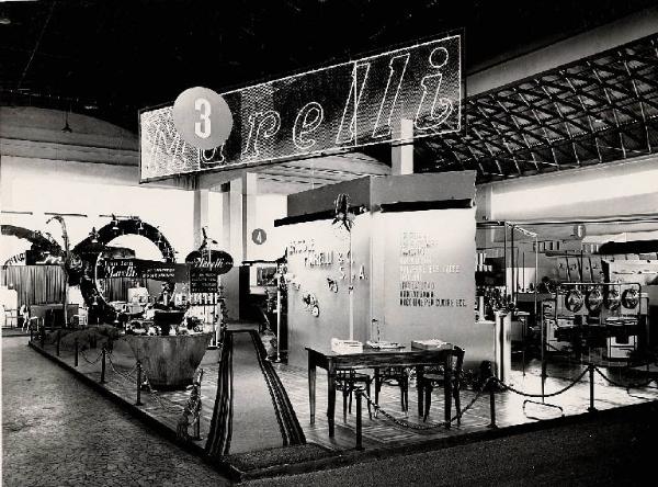 Mostra nazionale di elettrodomestici di Milano 1954 - Stand della Ercole Marelli