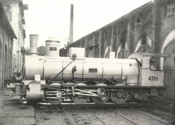 Ernesto Breda (Società) - Locomotiva a vapore 4316 "Nubia" per la Società Italiana per le Strade Ferrate del Mediterraneo