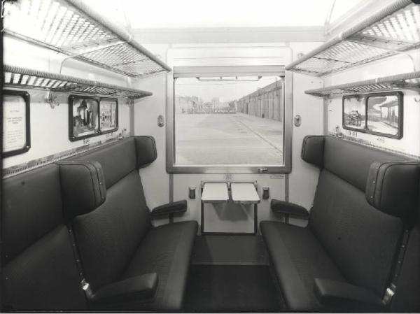 Ernesto Breda (Società) - Carrozza ferroviaria ABz 64132 di seconda classe per le Ferrovie dello Stato (FS) - Interno