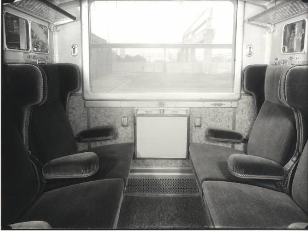Ernesto Breda (Società) - Carrozza ferroviaria Az 20540 di prima classe per le Ferrovie dello Stato (FS) - Interno