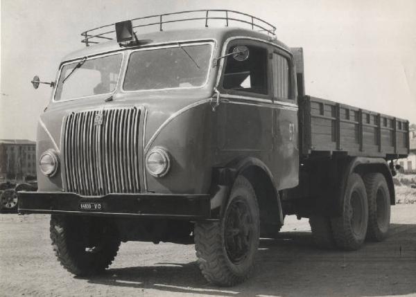 Ernesto Breda (Società) - Autocarro tipo lungo Breda 57
