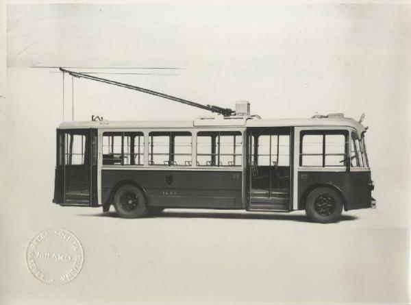 Ernesto Breda (Società) - Filobus a due assi per l'Azienda Tramvie ed Autobus del Comune di Roma (ATAC)