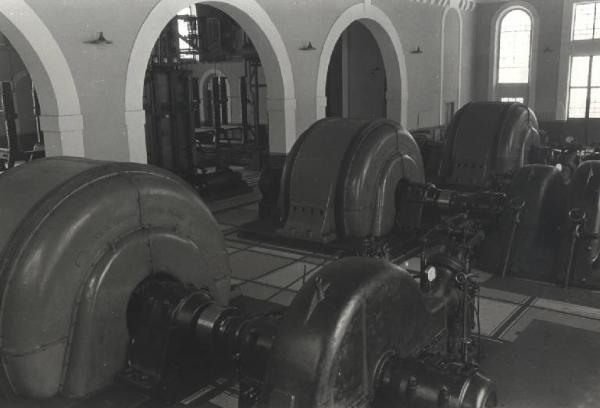 Maen - Centrale idroelettrica - Sala macchine