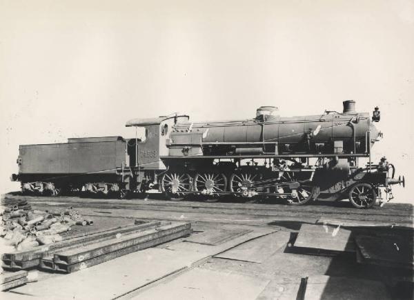Ernesto Breda (Società) - Locomotiva a vapore con tender separato 74508 per le Ferrovie dello Stato (FS)