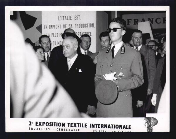 Enrico Rosasc-Como - ritratto di coppia maschile - 2e Exposition Textile Internationale - Bruxelles