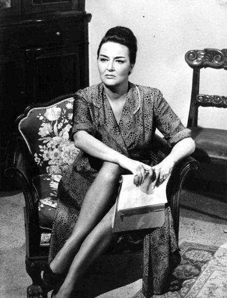 Scena del film "Amore facile" - Regia Gianni Puccini - 1964 - L'attrice Linda Sini