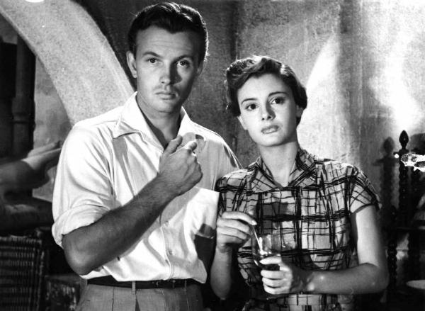 Scena del film "Gli angeli del quartiere" - Regia Carlo Borghesio - 1952 - Gli attori Jacques Sernas e Rossana Podestà