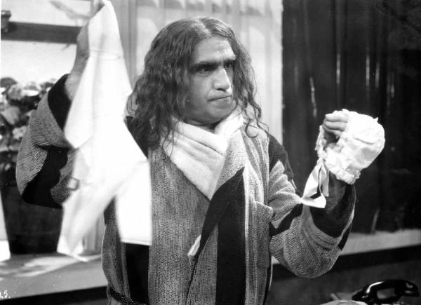 Scena del film "L'antenato" - Regia Guido Brignone - 1936 - L'attore Antonio Gandusio