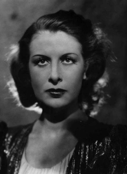 Scena del film "L'argine" - Regia Corrado D'Errico - 1938 - Primo piano dell'attrice Rubi D'Alma