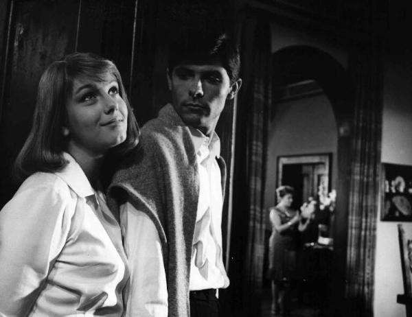 Scena del film "La bella di Lodi" - Regia Mario Missiroli - 1963 - Gli attori Stefania Sandrelli e Angel Aranda
