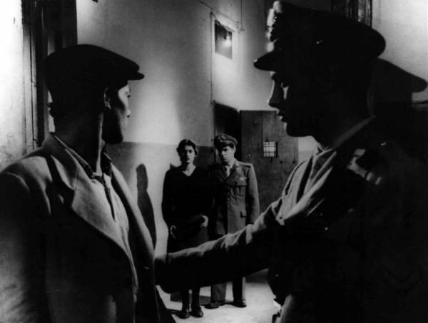 Scena del film "Il cammino della speranza" - Pietro Germi - 1950 - Attori non identificati