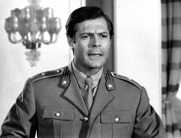 Scena del film "Casanova '70" - Regia Mario Monicelli - 1964 - L'attore Marcello Mastroianni in divisa da carabiniere