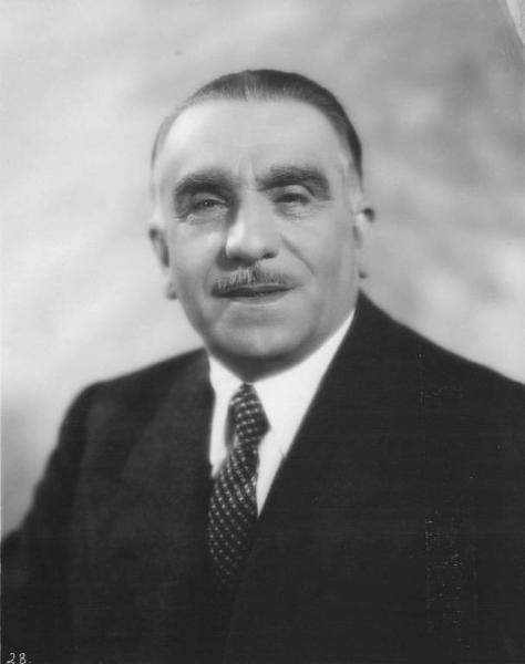 Set del film "Cose dell'altro mondo" - Regia Nunzio Malasomma - 1939- L'attore Antonio Gandusio in primo piano.